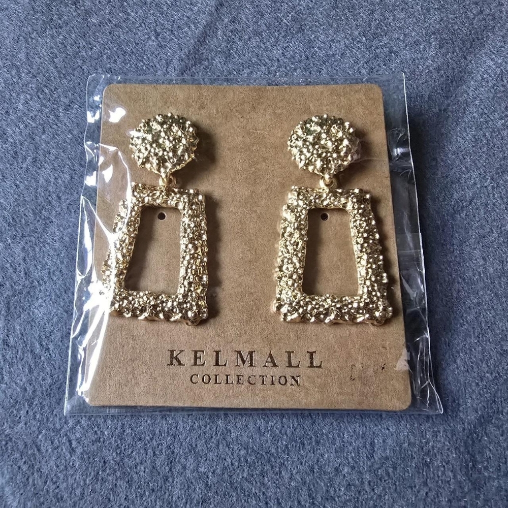 Kelmall Gold tone Statement Earrings Textured Design Vintage Style Pierced NWT